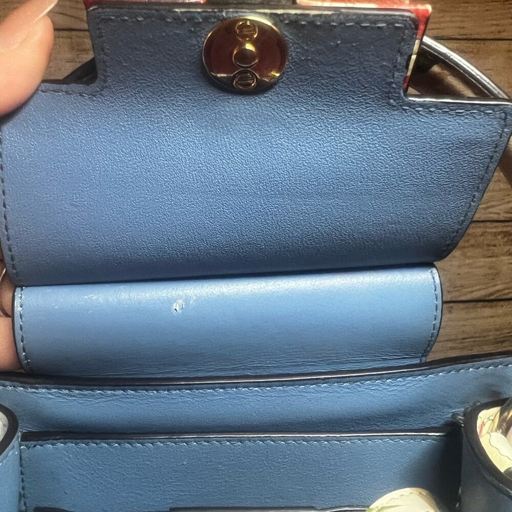 Salvatore Ferragamo Vara Bow Crossbody - Picture 8 of 14